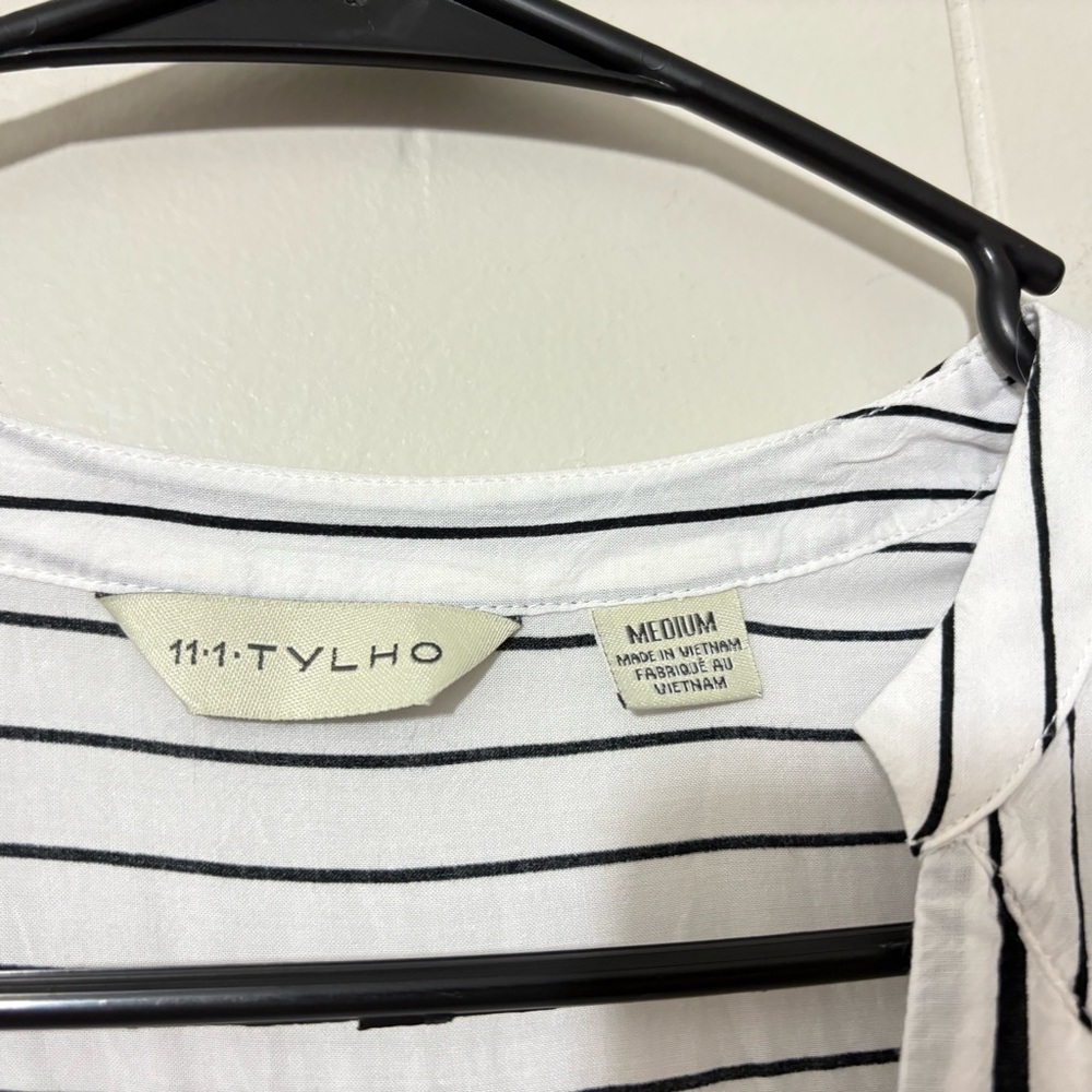 11.1 TYLHO Womans Shirt Dress White /Black Striped Sleeveless Size M - Picture 2 of 8